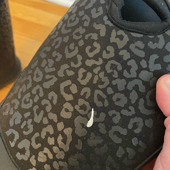 Elements Girls Size 4 kids Winter Boots. Excellent condition. - Picture 5 of 5